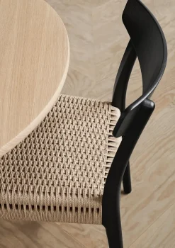 Carl Hansen & Søn CH23 Spisestol, valnød olie af Hans J. Wegner><noscript><img width=