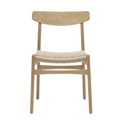 Carl Hansen & Søn CH23 Spisestol, valnød olie af Hans J. Wegner><noscript><img width=