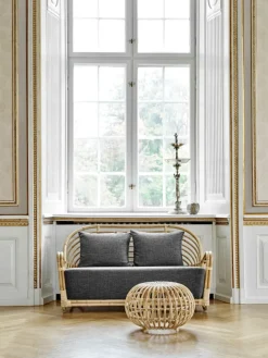 Sika-Design Charlottenborg 2-pers. Sofa af Arne Jacobsen><noscript><img width=