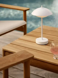 Fritz Hansen Clam Portable Lamp fra><noscript><img width=