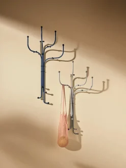 Fritz Hansen Coat Tree Wall fra> Knagerækker|Entrémøbler