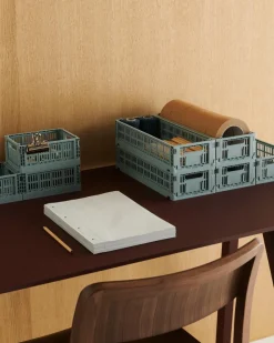 HAY Colour Crate Mini Oblong, Dusty blue fra>Børn Gaver|Gaver Til Børn