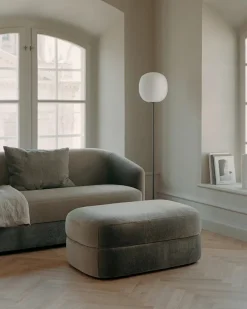 New Works Covent Pouf, medium fra> Puffer|Sofaer