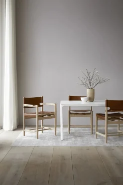 Fredericia Furniture Den Spanske Spisebordsstol med armlæn af Børge Mogensen> Spisebordsstole