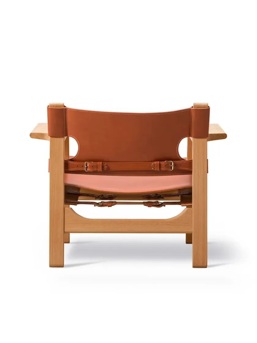 Fredericia Furniture Den Spanske Stol i sort læder, valnød olie af Børge Mogensen> Lænestole