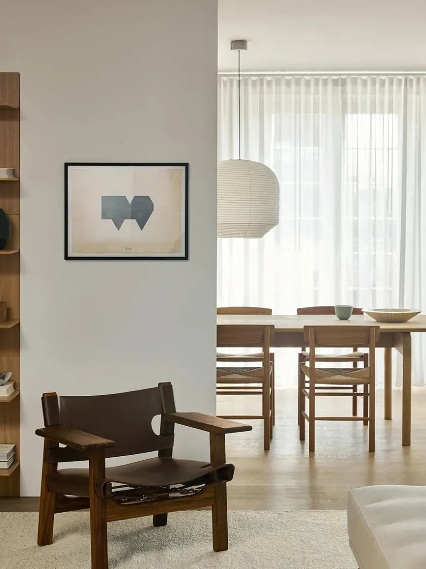 Fredericia Furniture Den Spanske Stol i sort læder, valnød olie af Børge Mogensen> Lænestole