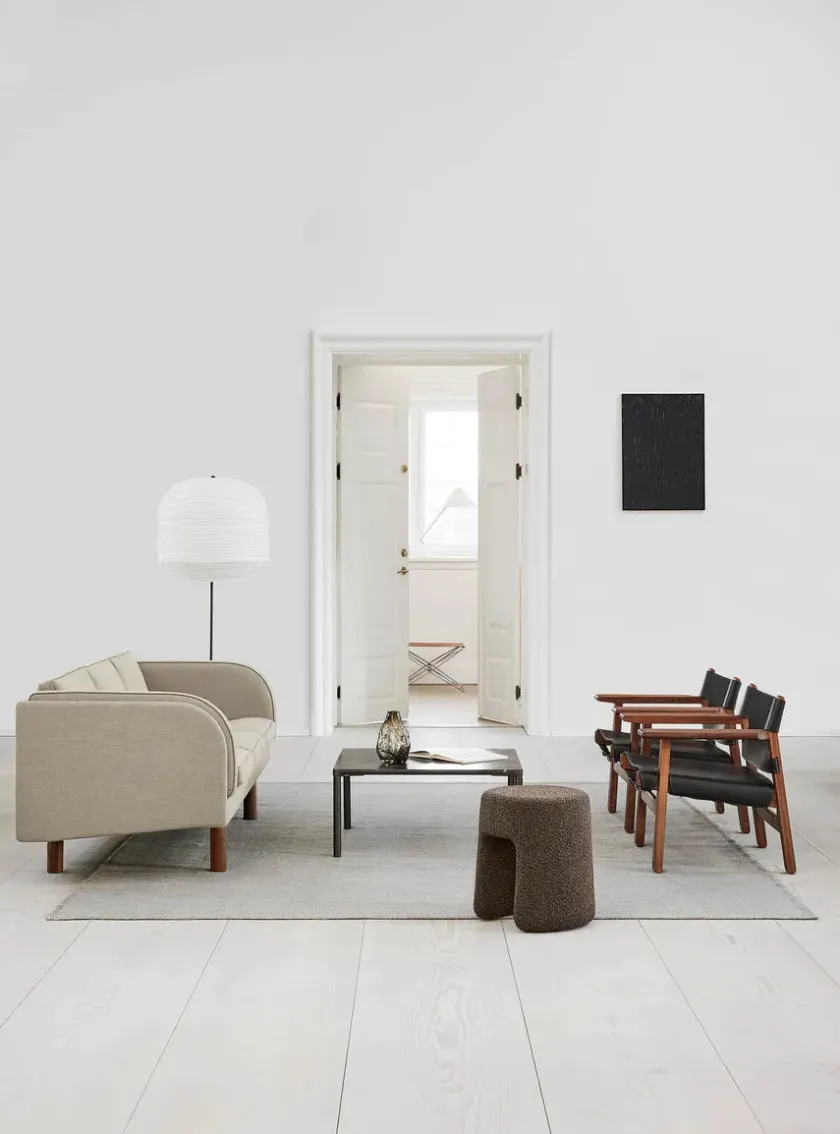 Fredericia Furniture Den Spanske Stol i sort læder, eg sæbe af Børge Mogensen> Lænestole