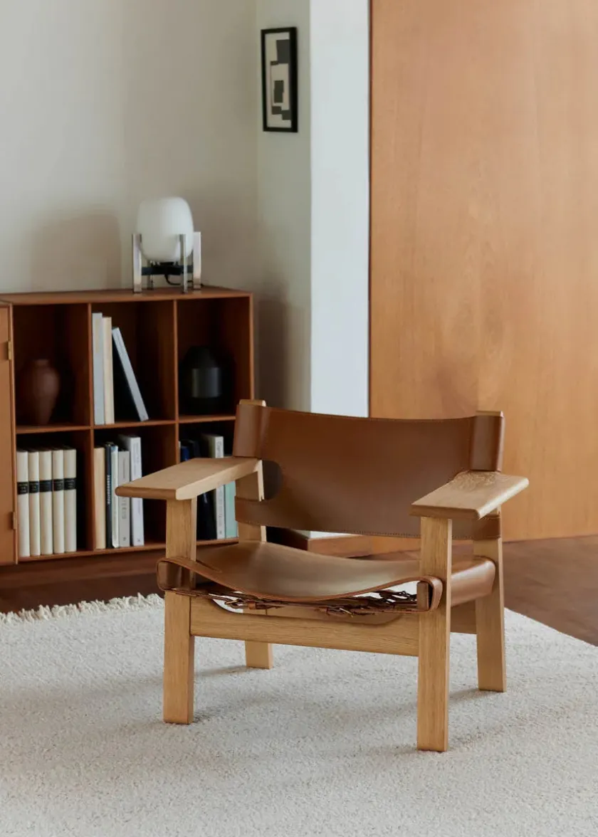 Fredericia Furniture Den Spanske Stol i sort læder, røget eg olie af Børge Mogensen> Lænestole