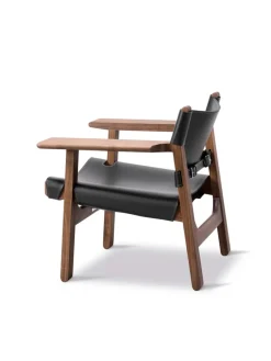 Fredericia Furniture Den Spanske Stol i sort læder, røget eg olie af Børge Mogensen><noscript><img width=