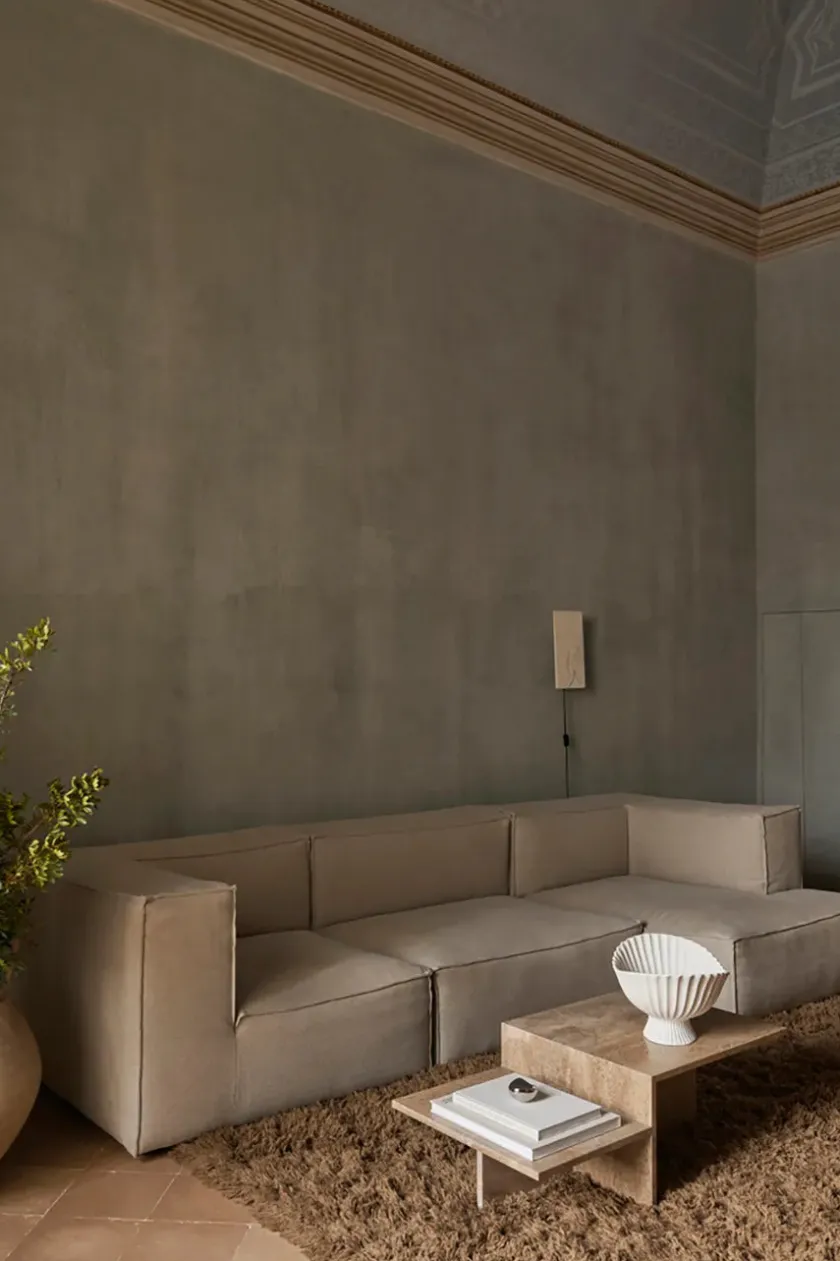 Ferm Living Distinct Coffee Table, Travertine fra> Sofaborde