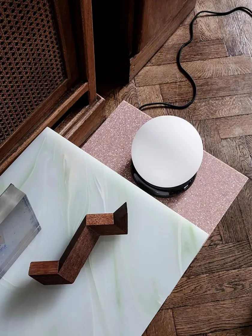 Ferm Living Distinct Side Table, Dark Brown Travertine fra> Sofaborde