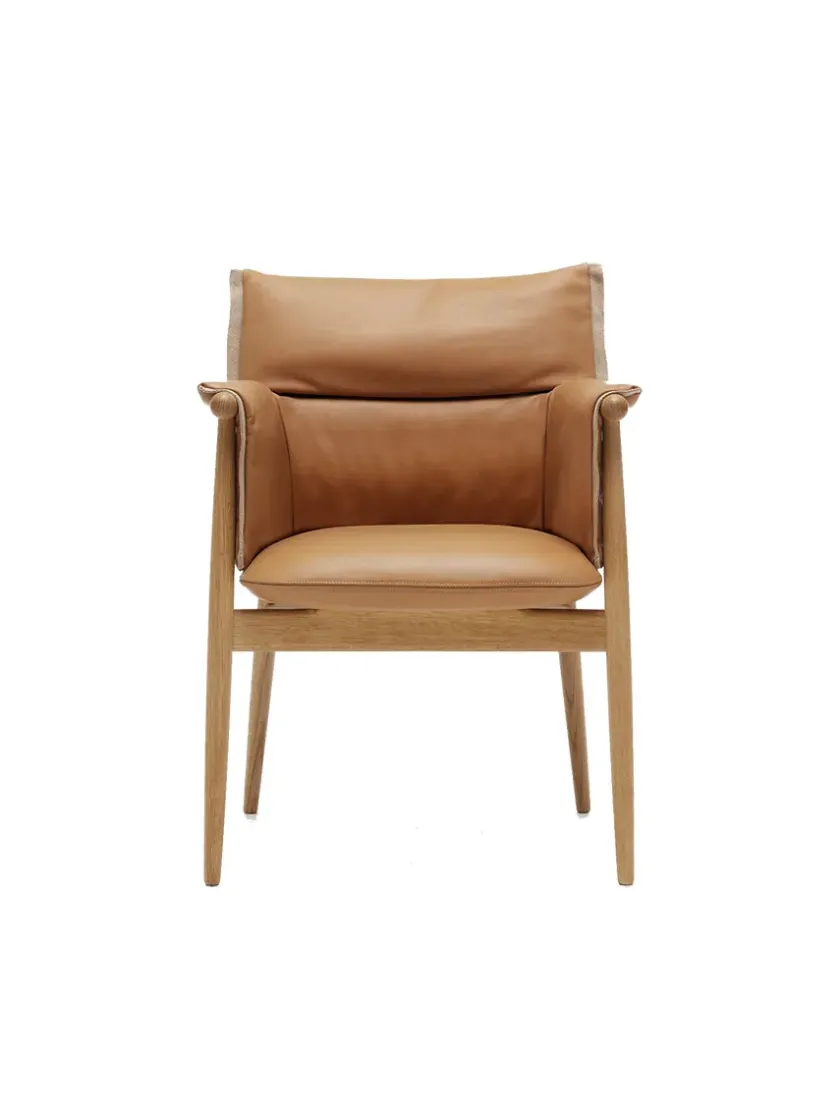 Carl Hansen & Søn E005 Embrace Chair af EOOS> Spisebordsstole