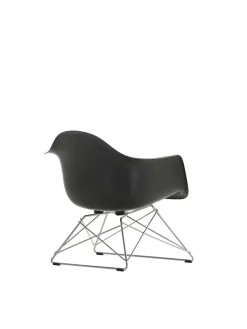Vitra Eames Fiberglass Armchair LAR, forkromet fra><noscript><img width=