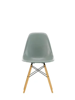 Vitra Eames Fiberglass Chair DSW, lys ahorn fra><noscript><img width=