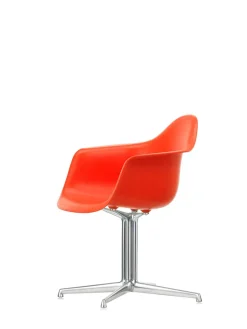 Vitra Eames Plastic Armchair DAL fra><noscript><img width=