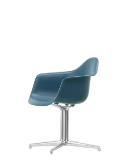 Vitra Eames Plastic Armchair DAL fra><noscript><img width=