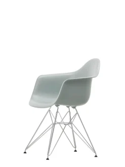 Vitra Eames Plastic Armchair DAR, forkromet fra><noscript><img width=