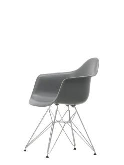 Vitra Eames Plastic Armchair DAR, forkromet fra><noscript><img width=