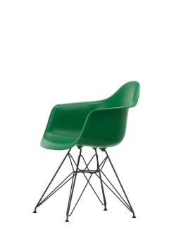 Vitra Eames Plastic Armchair DAR, sort pulverlakering fra><noscript><img width=
