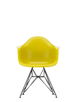 Vitra Eames Plastic Armchair DAR, sort pulverlakering fra><noscript><img width=
