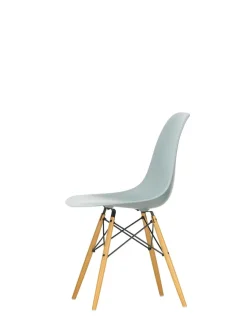Vitra Eames Plastic Side Chair DSW, ahorntræ fra><noscript><img width=