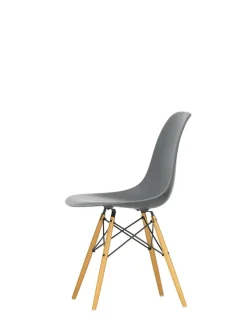 Vitra Eames Plastic Side Chair DSW, ahorntræ fra><noscript><img width=