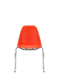 Vitra Eames Plastic Side Chair DSS-N, stabelbar fra><noscript><img width=