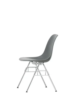 Vitra Eames Plastic Side Chair DSS-N, stabelbar fra><noscript><img width=