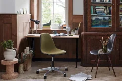 Vitra Eames Plastic Side Chair PSCC fra> Kontorstole