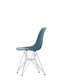 Vitra Eames Plastic Side Chair DSR, forkromet fra><noscript><img width=
