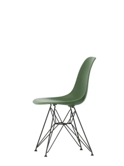Vitra Eames Plastic Side Chair DSR, sort pulverlakeret fra><noscript><img width=