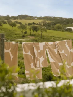 Ferm Living Ebb Beach Towel fra> Badeværelsestekstiler