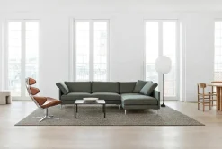 Fredericia Furniture EJ 5 Corona af Poul M. Volther><noscript><img width=