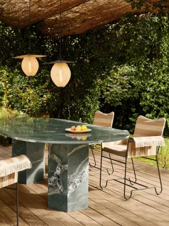 GUBI Epic Outdoor Dining Table, round fra><noscript><img width=