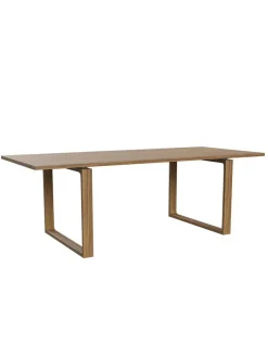 Fritz Hansen Essay Spisebord af Cecilie Manz> Spiseborde