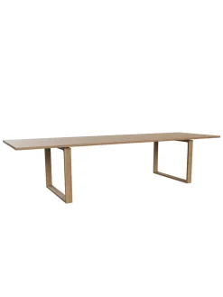 Fritz Hansen Essay Spisebord af Cecilie Manz><noscript><img width=