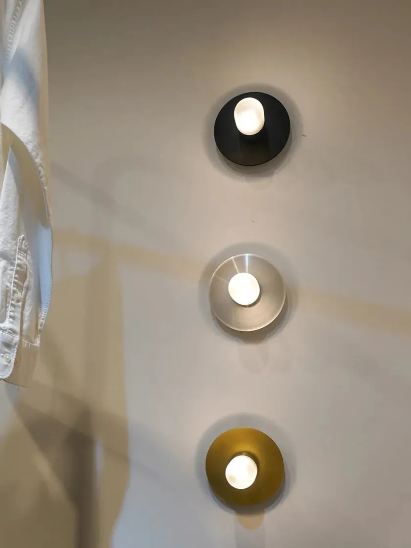 Stellar Works Everyday Wall/Ceiling Lamp, brass fra> Væglamper|Spots
