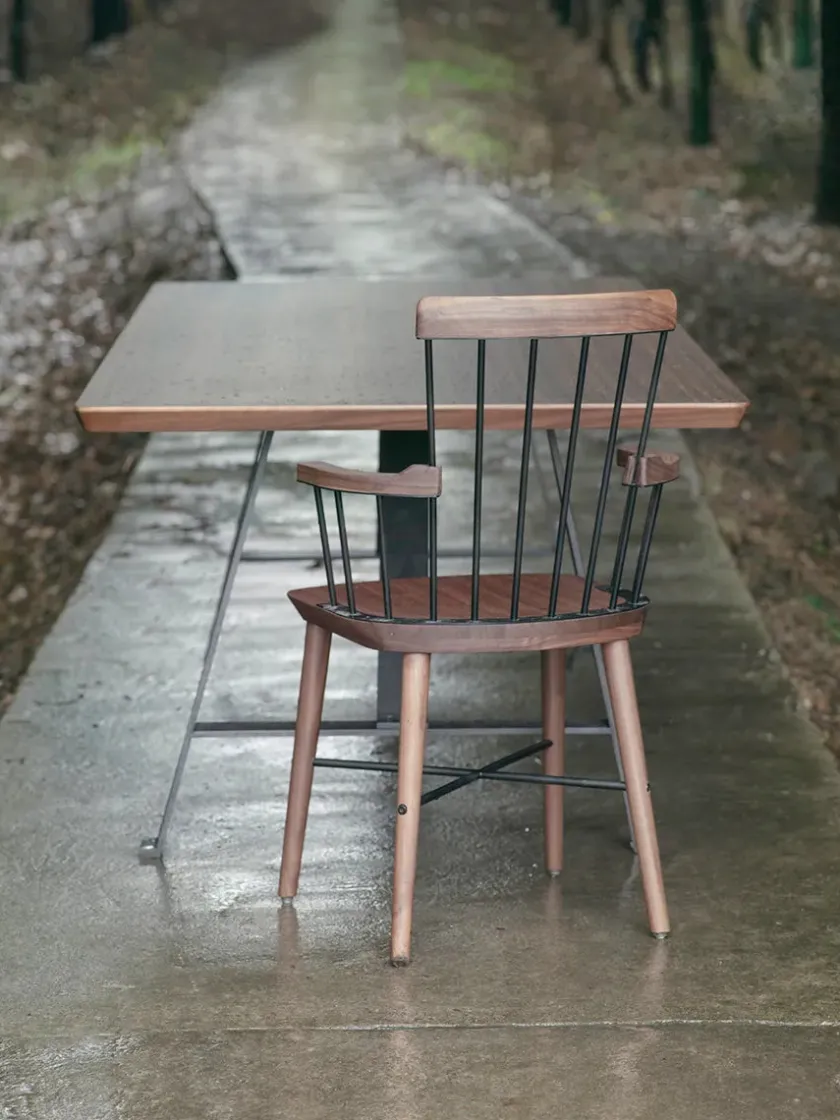 Stellar Works Exchange Highback Chair, walnut fra> Spisebordsstole