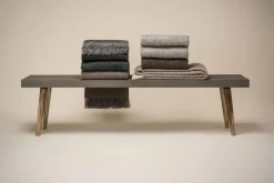 Silkeborg Uldspinderi Fanø Plaid, pebbles beige fra> Gaver Til Hende|Puder Og Plaider