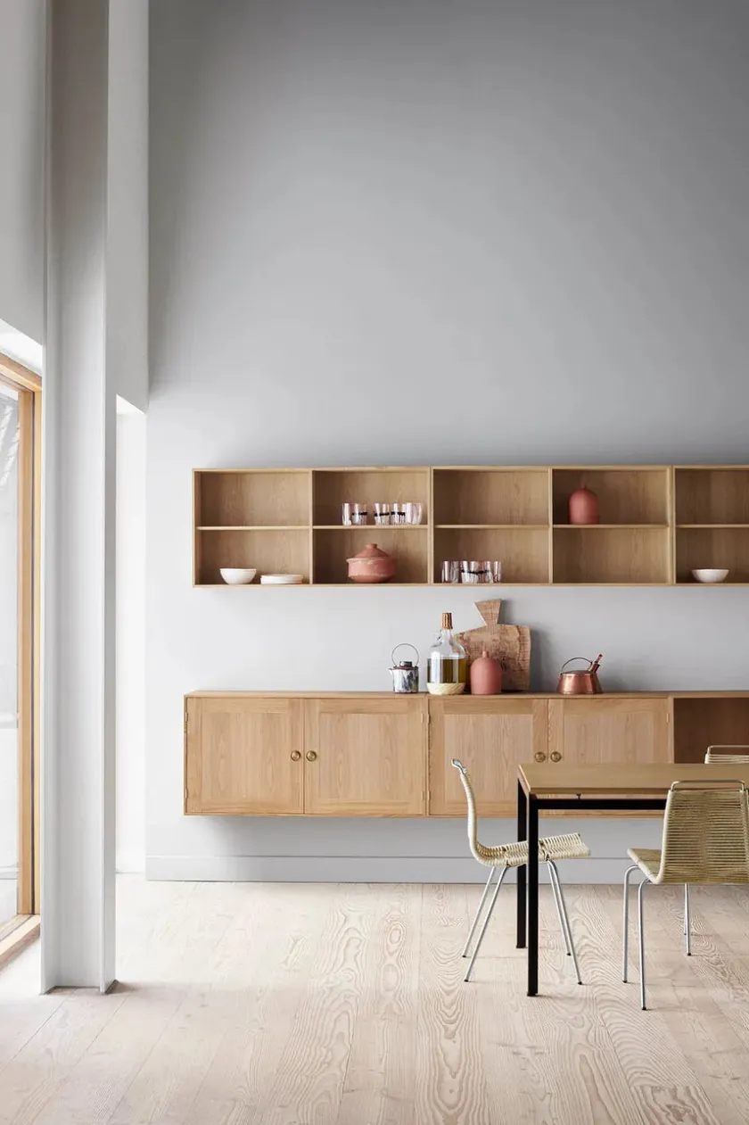 Carl Hansen & Søn FK63 Kabinet fra> Skænke