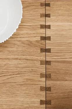 Carl Hansen & Søn FK63 Kabinet fra><noscript><img width=