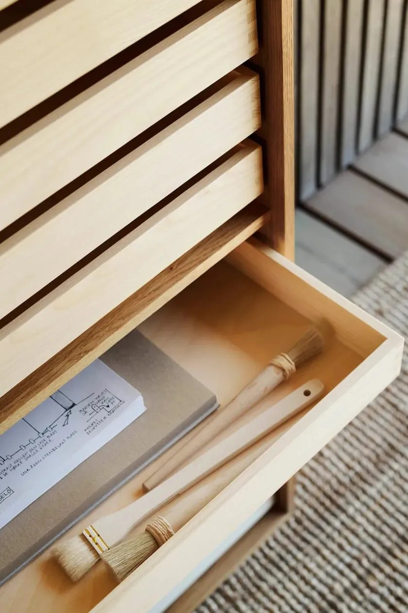 Carl Hansen & Søn FK63 Kabinet fra> Skænke