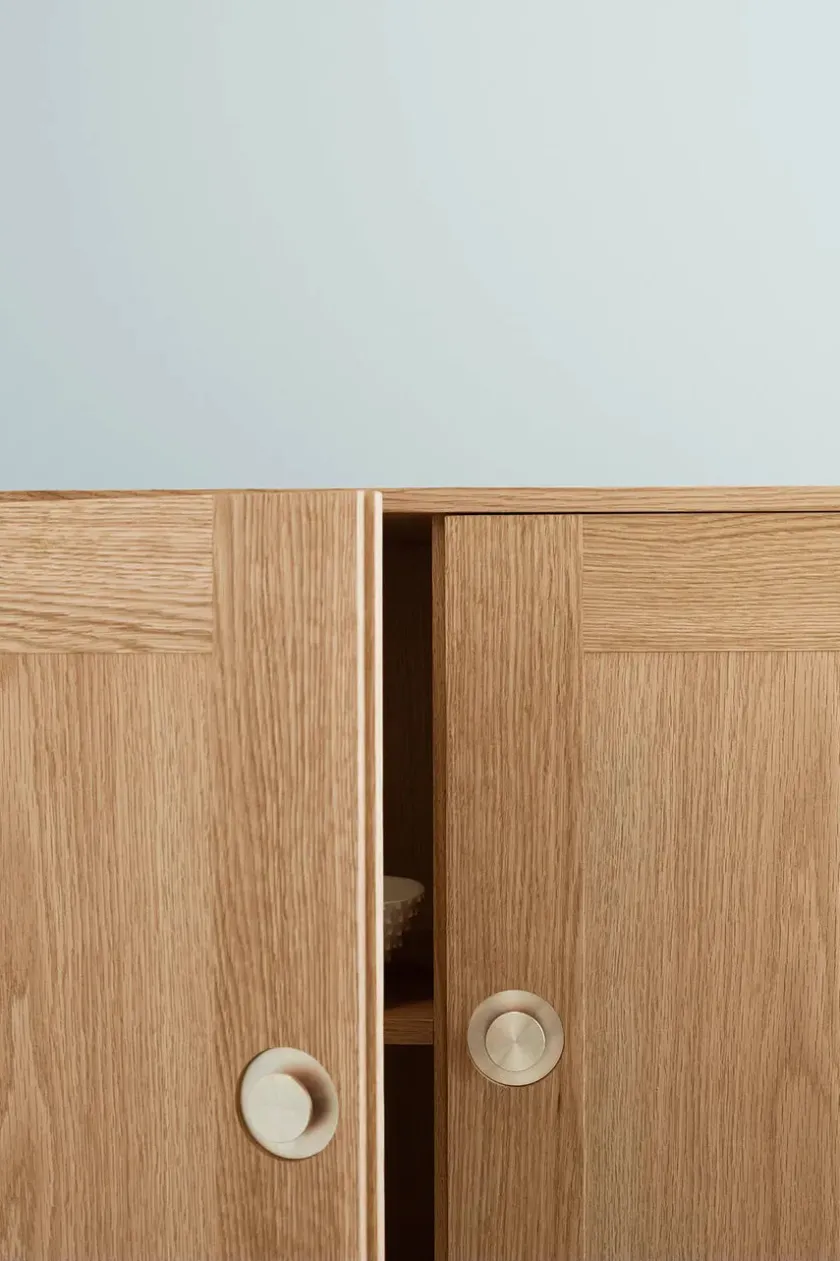 Carl Hansen & Søn FK63 Kabinet fra> Skænke