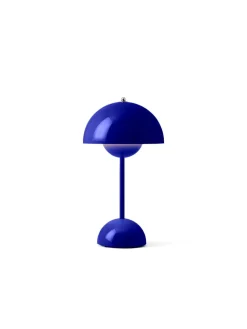 &Tradition Flowerpot Portable VP9 Bordlampe af Verner Panton><noscript><img width=