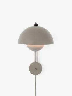 &Tradition Flowerpot VP8 Væglampe af Verner Panton><noscript><img width=