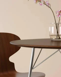 Fritz Hansen Æggebordet af Arne Jacobsen><noscript><img width=