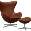 Fritz Hansen Ægget, Cognac Aura læder, uden returdrej inkl. skammel af Arne Jacobsen> Lænestole