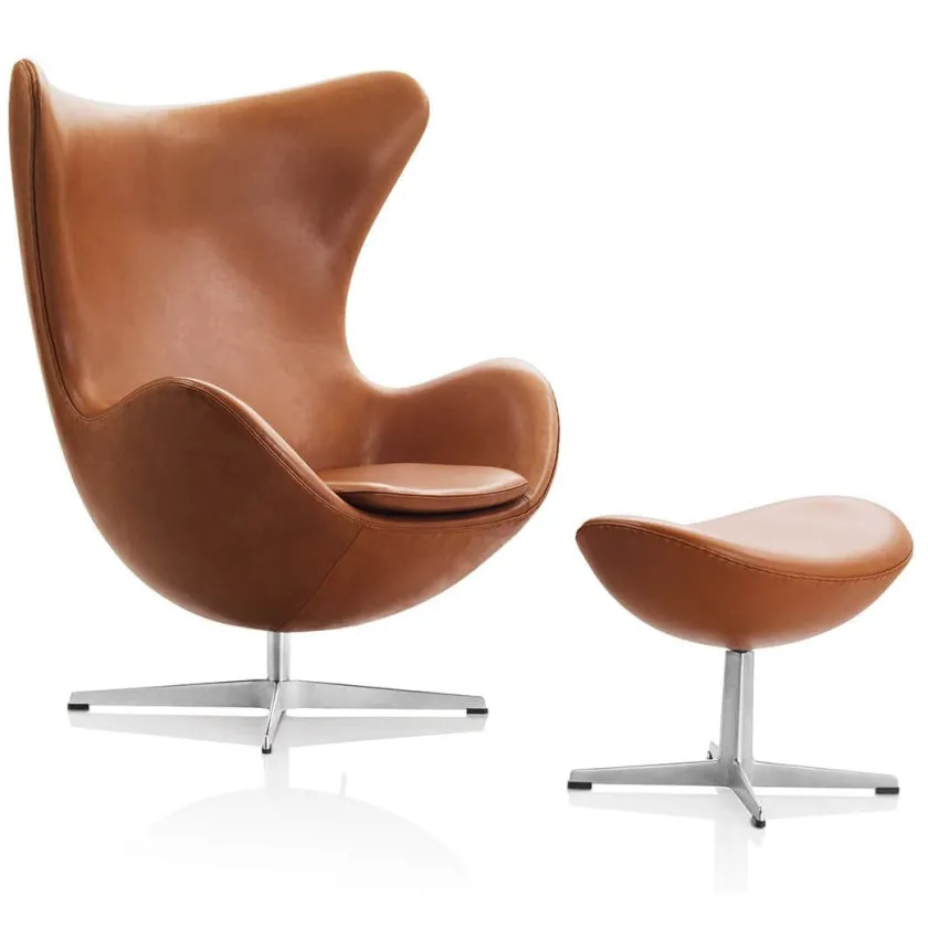 Fritz Hansen Ægget, Cognac Aura læder, uden returdrej inkl. skammel af Arne Jacobsen> Lænestole