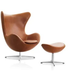 Fritz Hansen Ægget, Sort Grace læder, med returdrej inkl. skammel af Arne Jacobsen><noscript><img width=