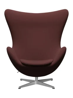 Fritz Hansen Ægget, sort læder/aluminium af Arne Jacobsen><noscript><img width=
